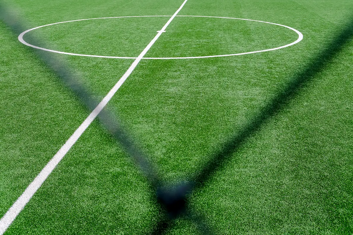 Christoph_Frauenpreiss_Bau_des_Kunstrasenplatzes_in_Hammah